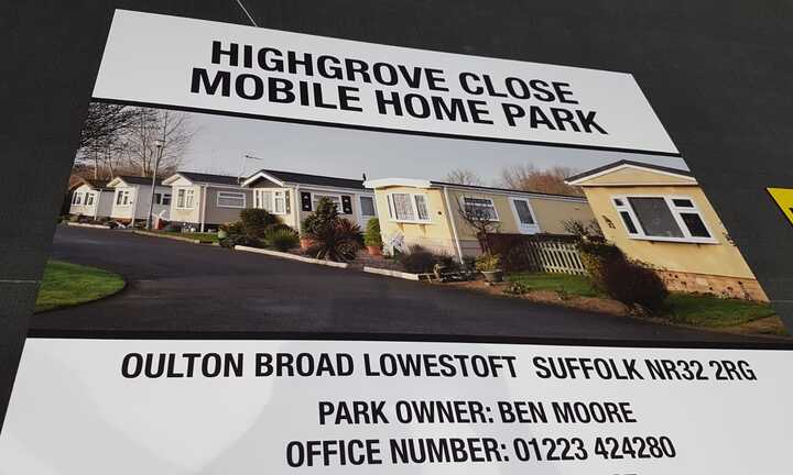 Outdoor Signs for Highgrove Close Mobile Home Park