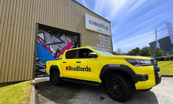 New Fleet Graphics for Bradford's 6 Toyota Hilux Invincible X's