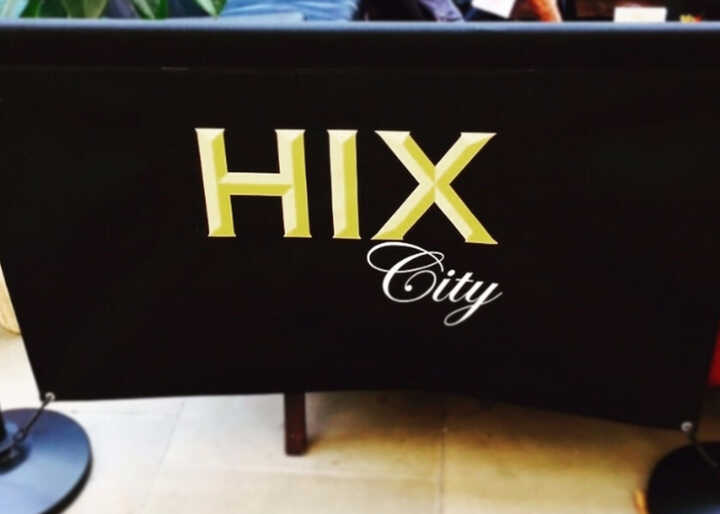 Cafe Barrier Kits & Internal Displays for Hix City