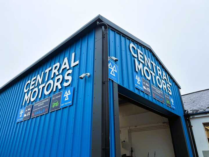 Lettering & Panel Signage for Central Motors Bridport