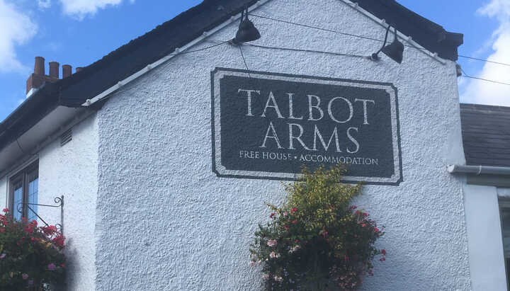 Signage Installation Talbot Arms Inn