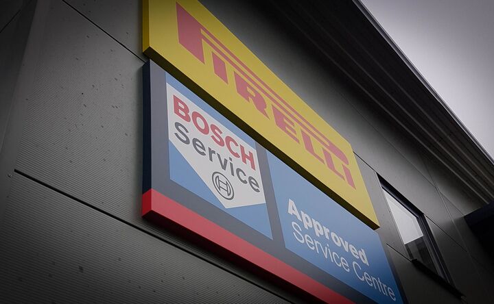 Folded ACM Tray Signs for Top Gear Pirelli and Bosch Service.jpg