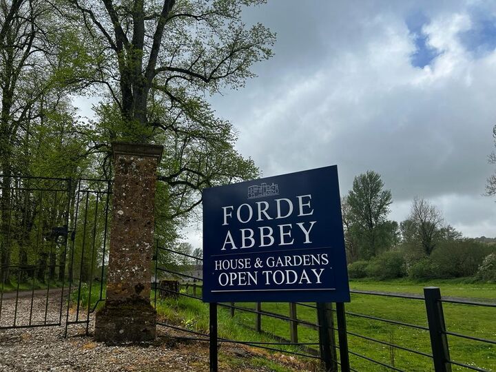 Forde Abbey Gardens Post Mounted Signage with Sliding Interchangeable Panels.jpg