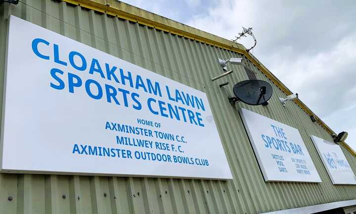 Custom Fabricated Aluminium Tray Signs & ACM Internal Signage for Cloakham Lawn Sports Club