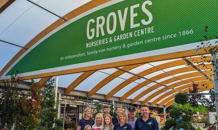 New Custom Curved Main Fascia Sign for Groves Nurseries