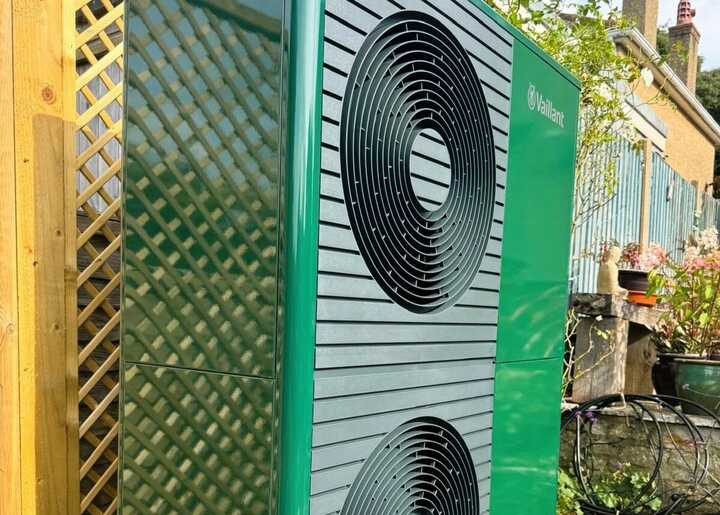 Vaillant aroTHERM Plus Double Fan Air Source Heat Pump - Gloss Fir Tree Green Vinyl Wrap